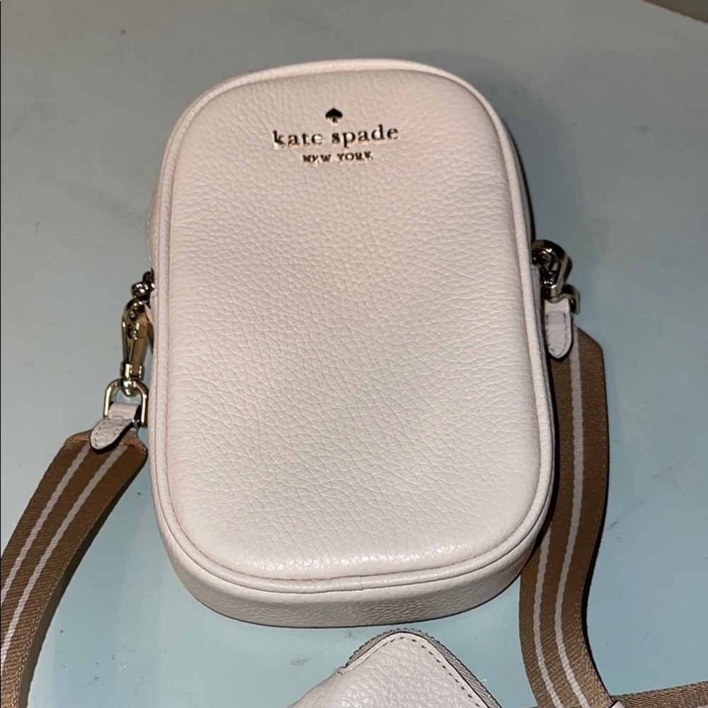 Kate Spade Cream Crossbody Bag Set - Picture 2 of 6